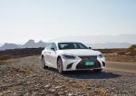 Lexus LS500h AWD 2017 года (WW)